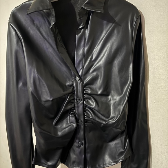 Leather Top - Picture 3 of 5